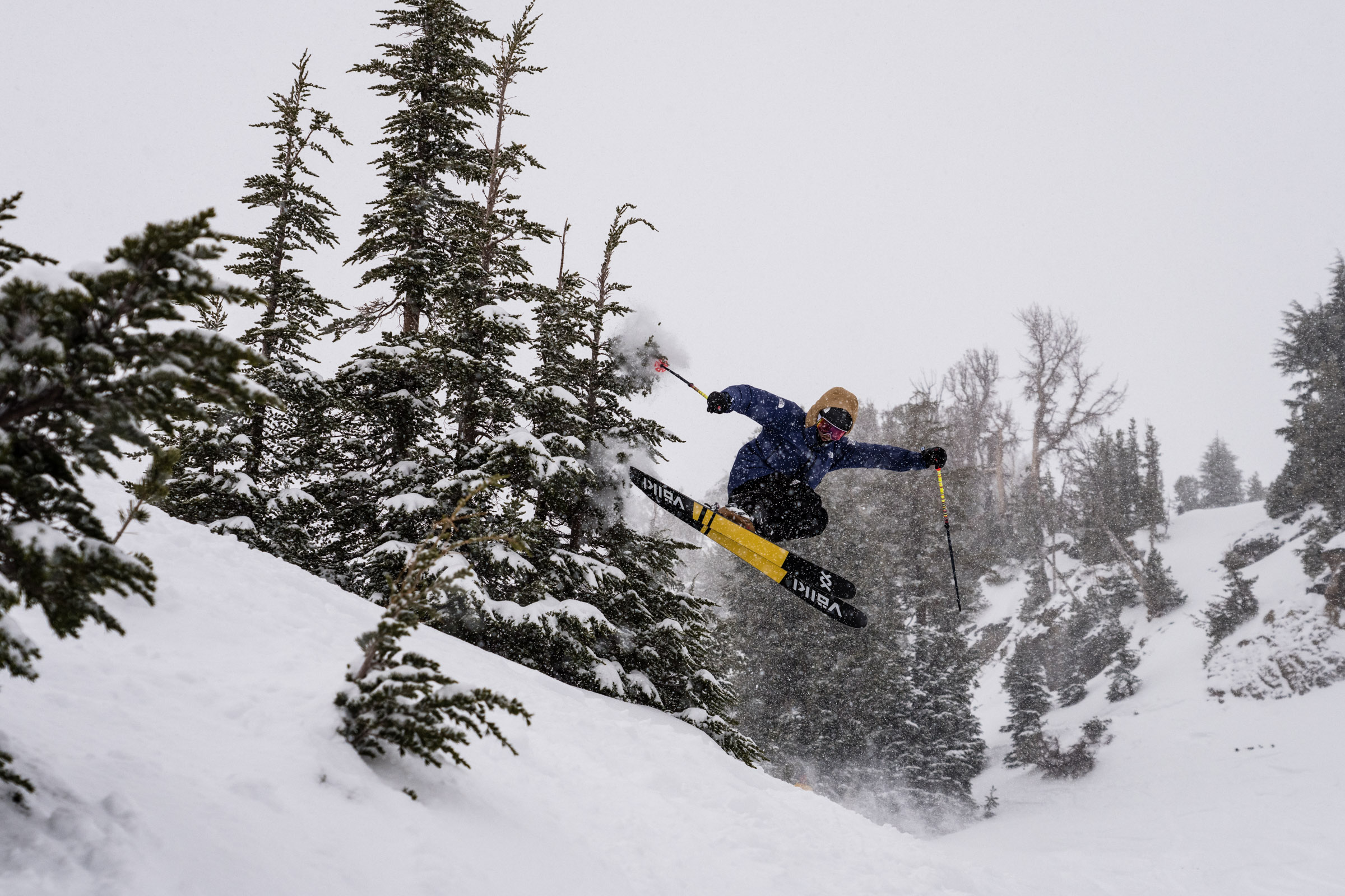 Skiing Mammoth Mountain, photo source: Chris Pondella